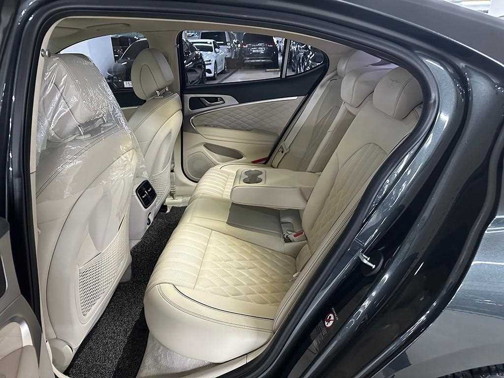 제네시스 G70 2.0T 엘리트 이미지 16