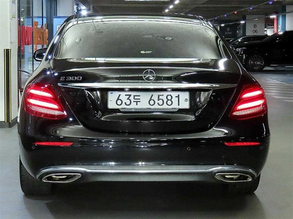 벤츠 E 클래스 E-클래스 W213 E300 아방가르드 이미지 5