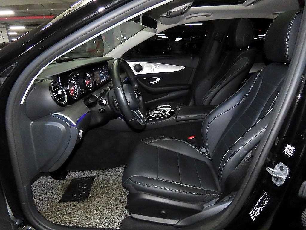 벤츠 E 클래스 E-클래스 W213 E300 아방가르드 이미지 6