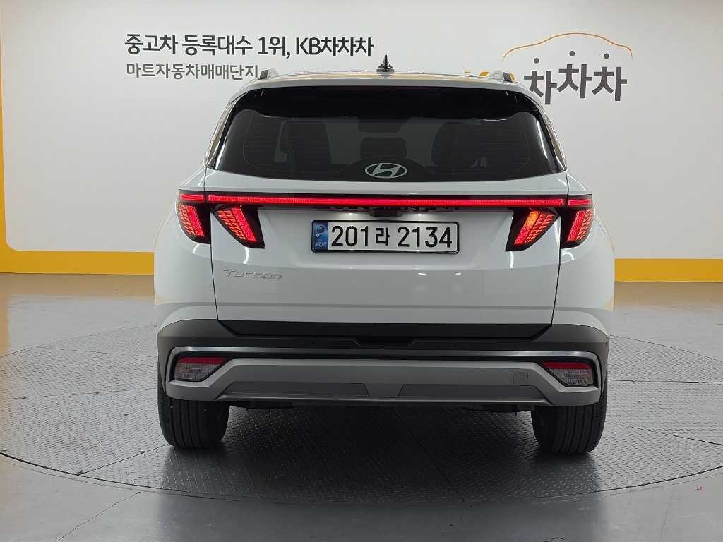 현대 투싼 더 뉴 투싼 (NX4) 가솔린 1.6 터보 2WD 인스퍼레이션 이미지 3