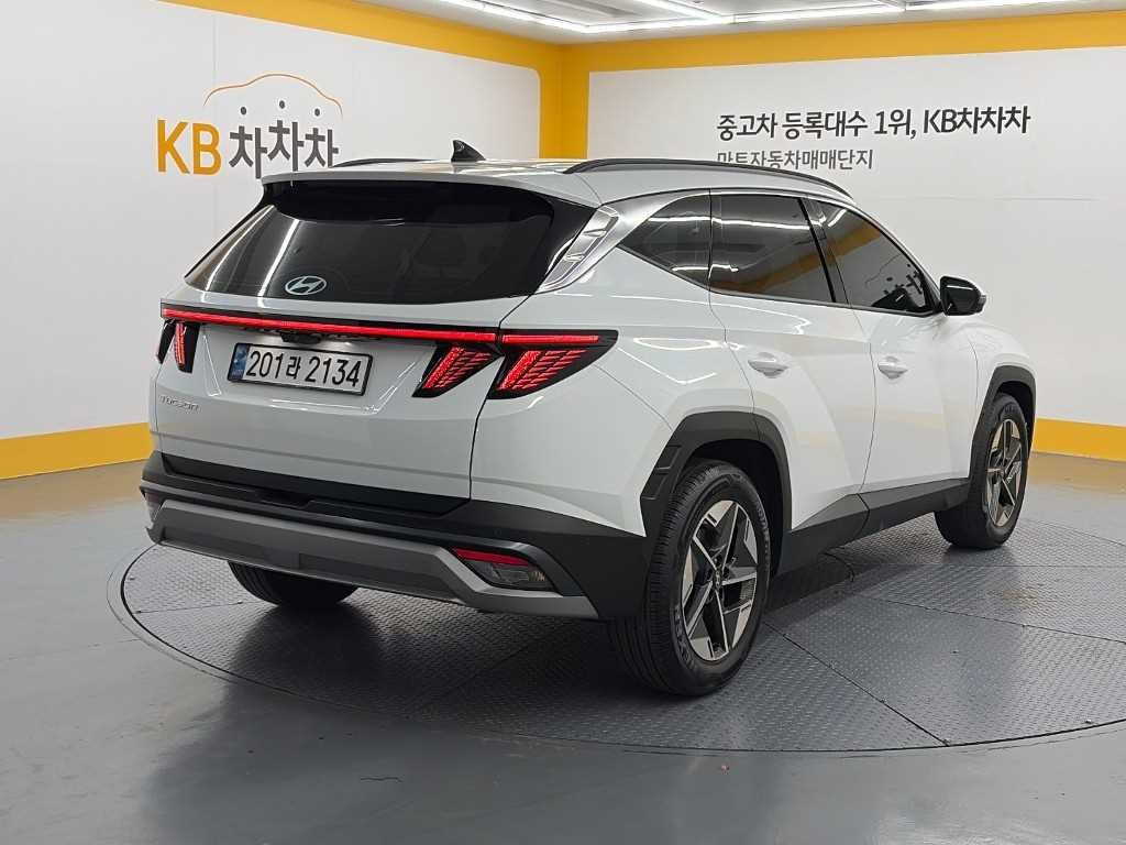 현대 투싼 더 뉴 투싼 (NX4) 가솔린 1.6 터보 2WD 인스퍼레이션 이미지 4