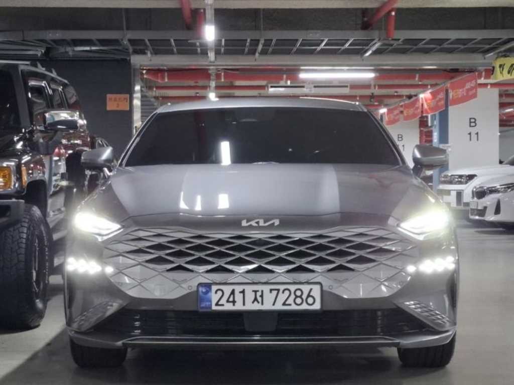 기아 K8 2.5 2WD 시그니처 이미지 3