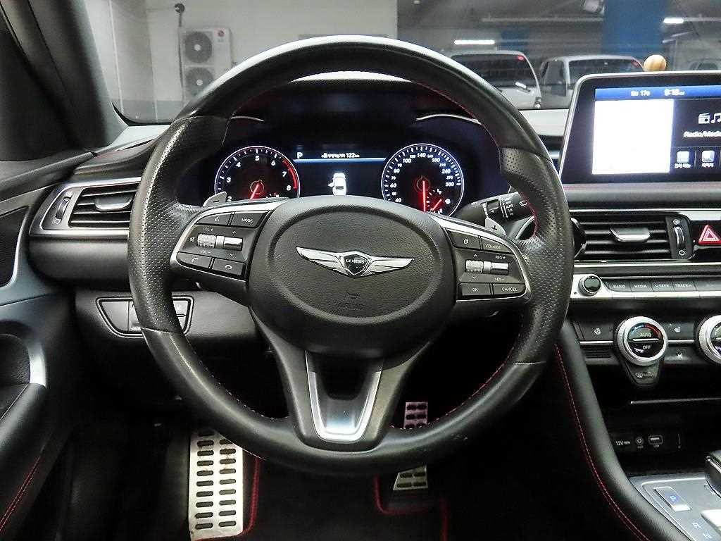 제네시스 G70 2.0T AWD 스포츠 패키지 이미지 7
