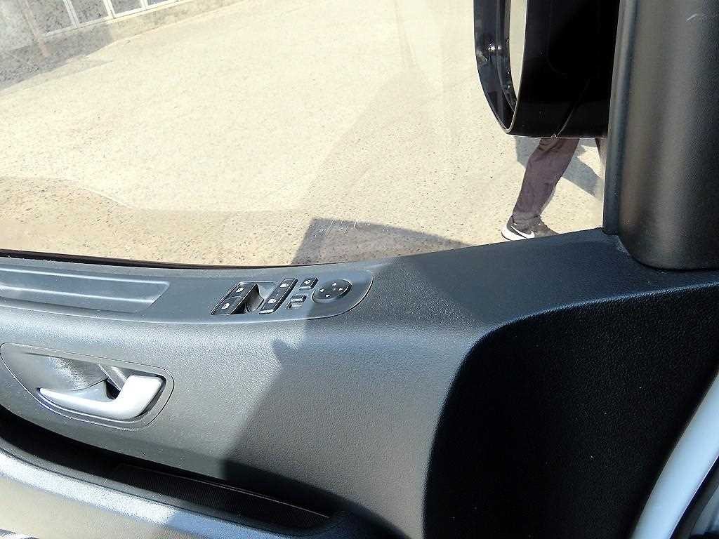 현대 스타리아 2WD 디젤 카고 모던 3인승 이미지 11