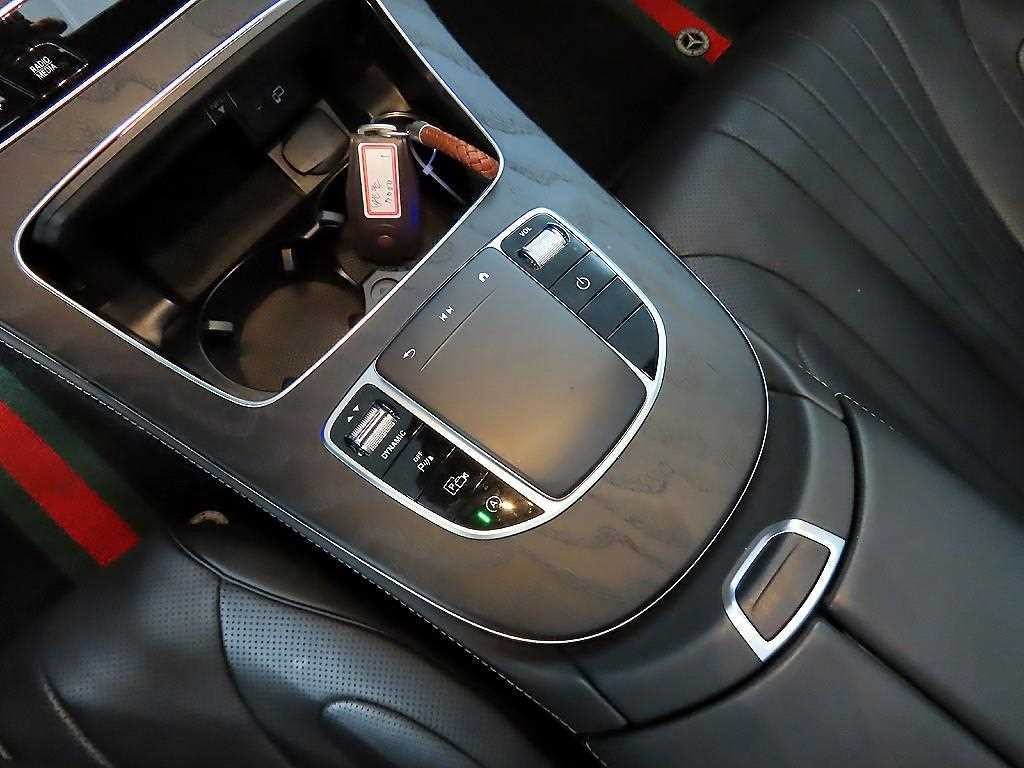 벤츠 CLS 클래스 CLS클래스 C257 CLS 300d 4MATIC 이미지 13