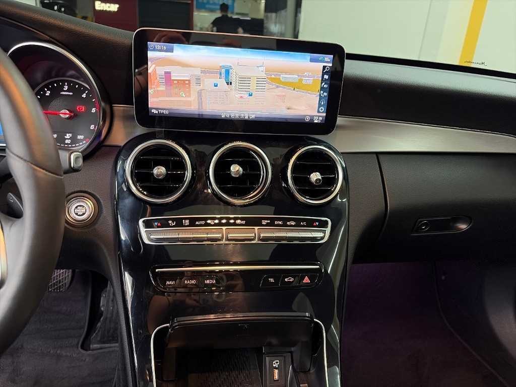 벤츠 C 클래스 C클래스 W205 C220 d 4MATIC 아방가르드 이미지 10