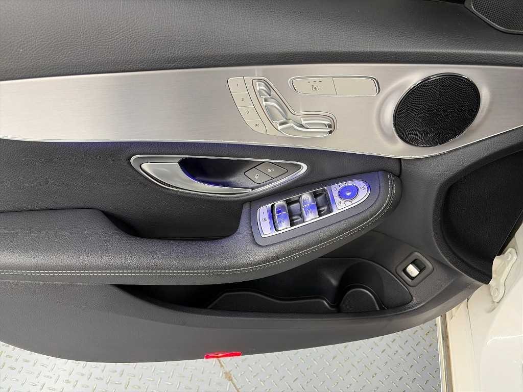 벤츠 C 클래스 C클래스 W205 C220 d 4MATIC 아방가르드 이미지 17