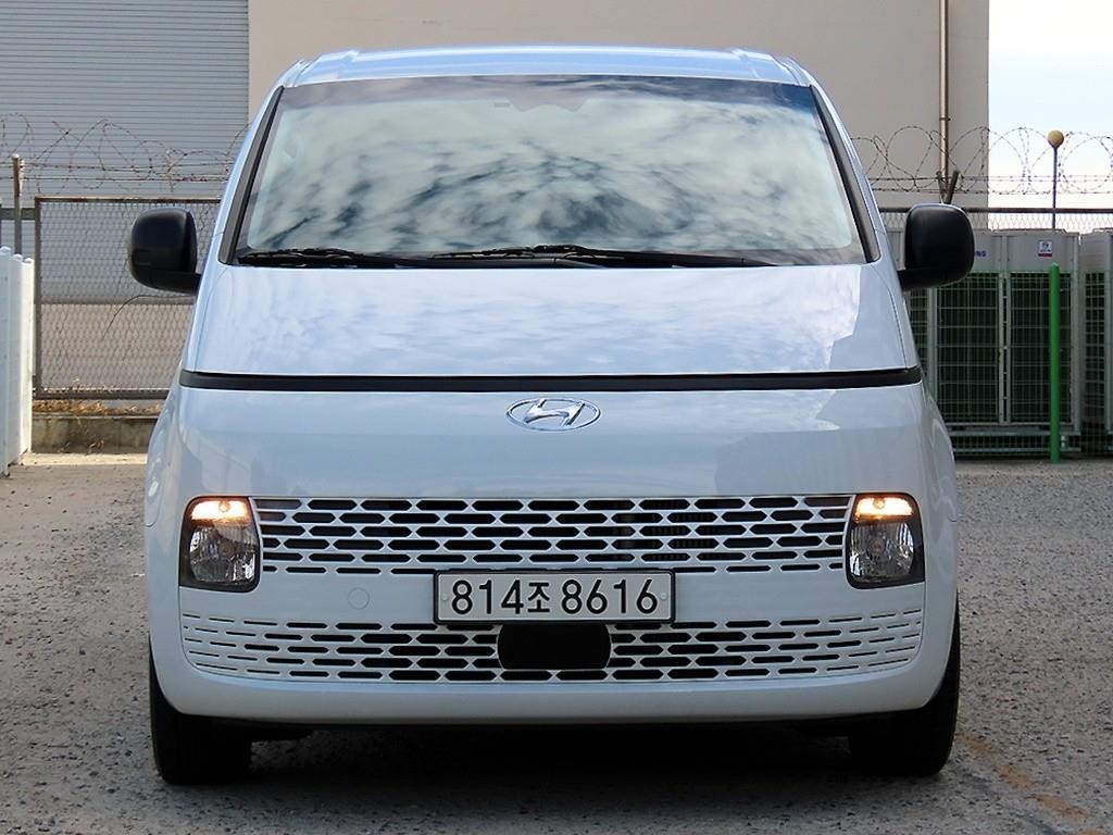 현대 스타리아 2WD 디젤 카고 스마트 3인승 이미지 1
