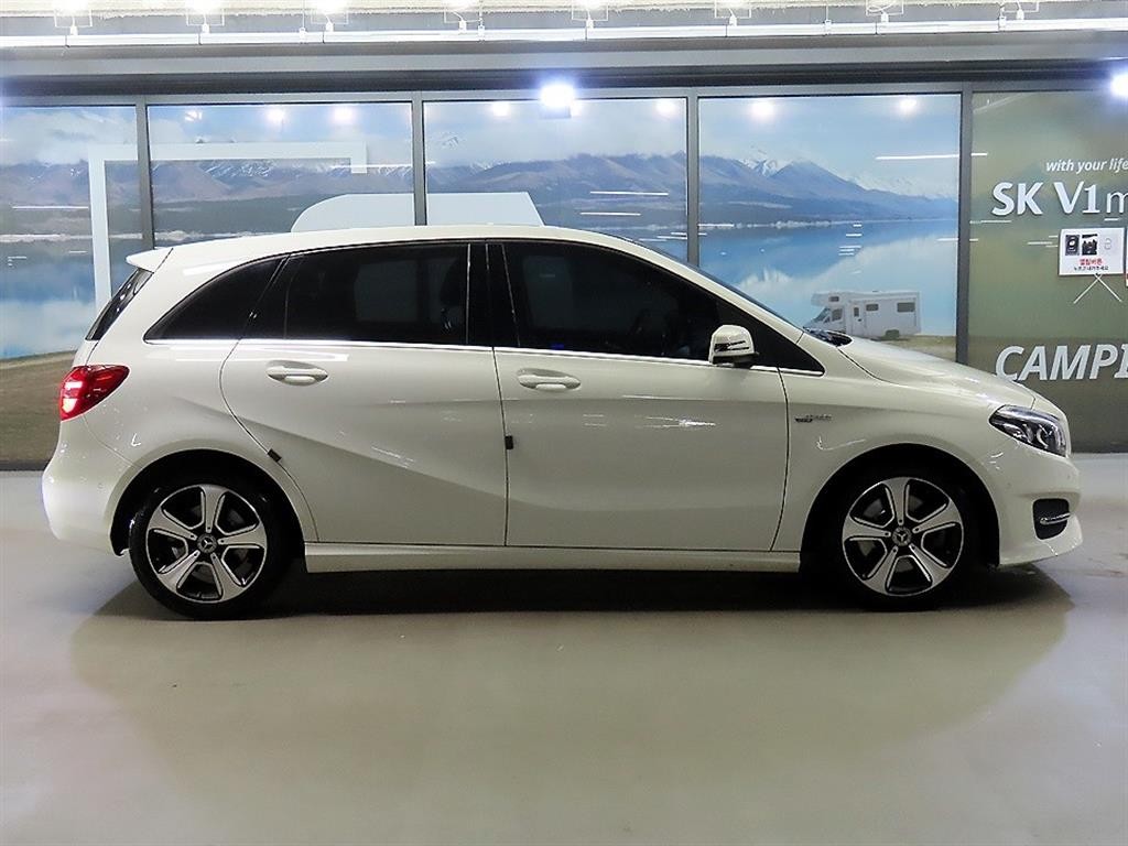 벤츠 B 클래스 (MY B) B클래스 (MY B) B220 이미지 4