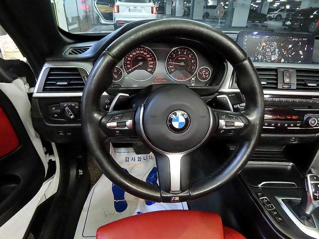 BMW 4시리즈 4시리즈 (F32) 430i 컨버터블 M 스포츠 이미지 11