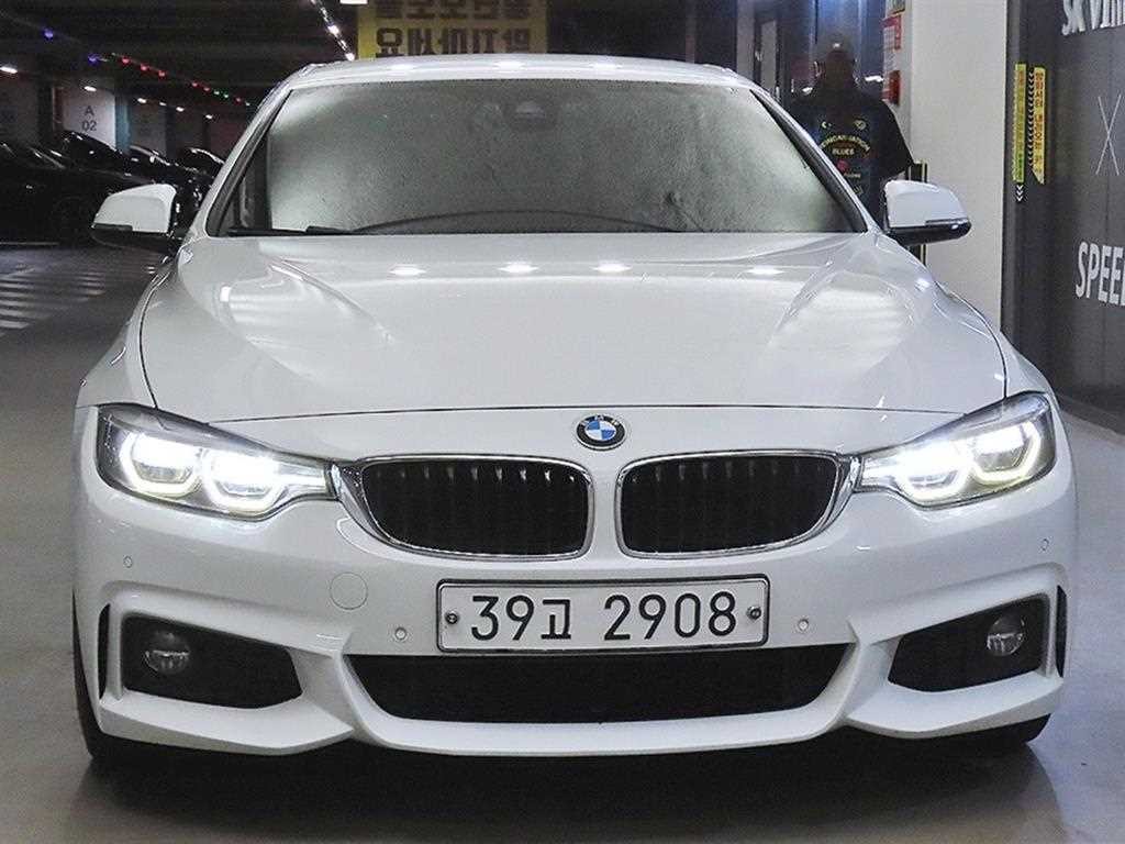BMW 4시리즈 4시리즈 (F32) 430i 컨버터블 M 스포츠 이미지 2