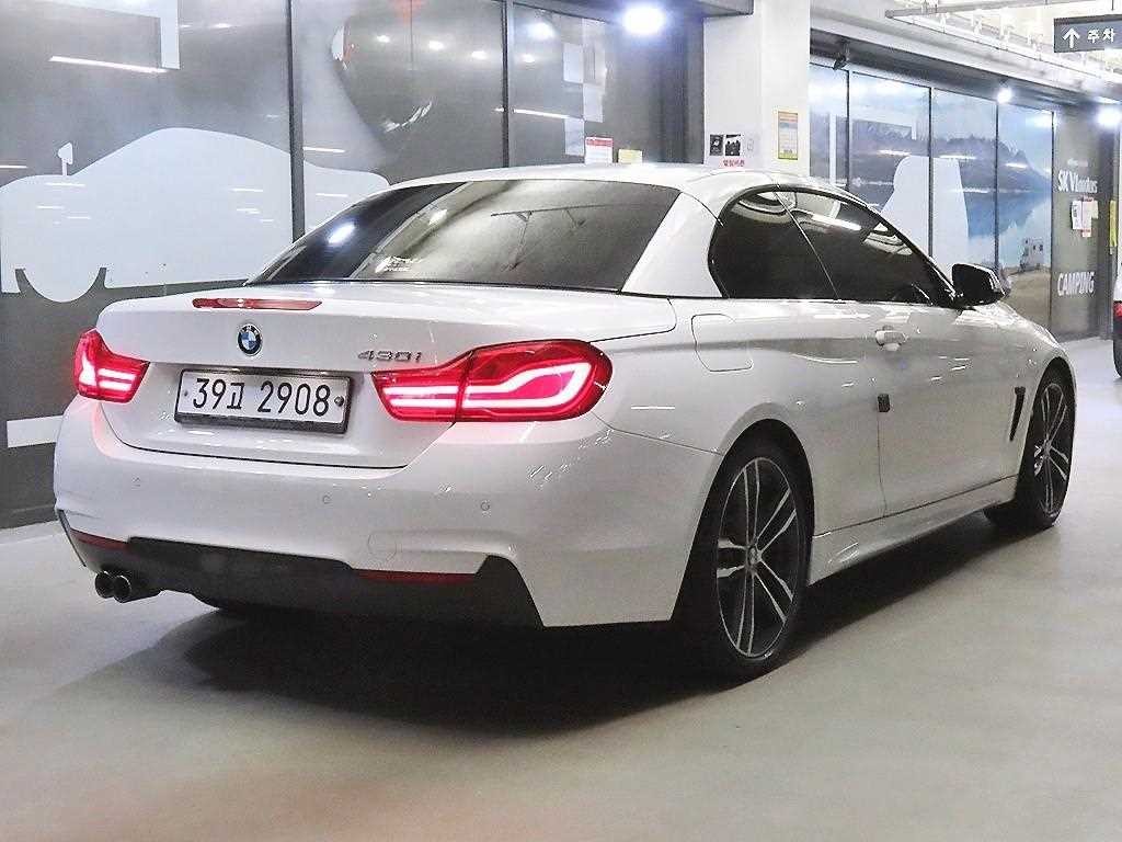 BMW 4시리즈 4시리즈 (F32) 430i 컨버터블 M 스포츠 이미지 4