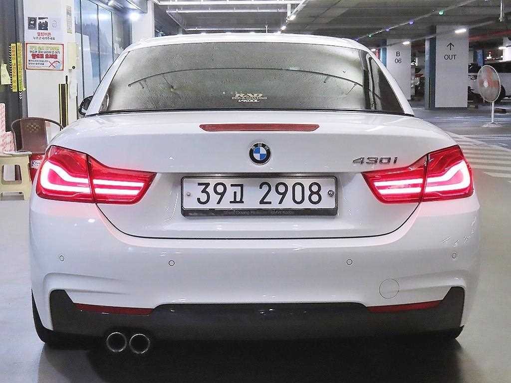 BMW 4시리즈 4시리즈 (F32) 430i 컨버터블 M 스포츠 이미지 5