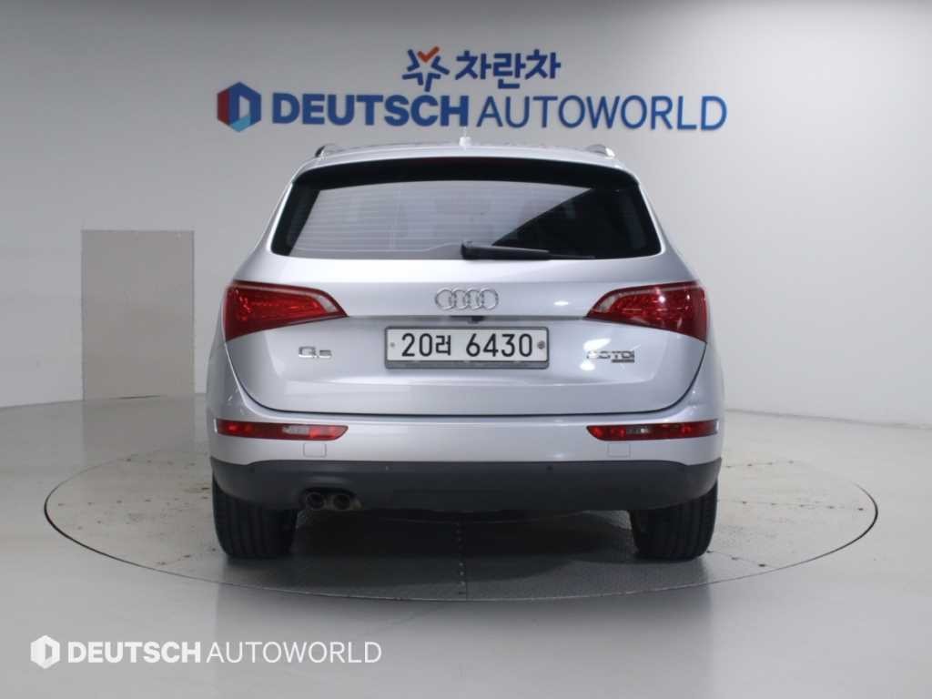 아우디 Q5 2.0 TDI 콰트로 이미지 4