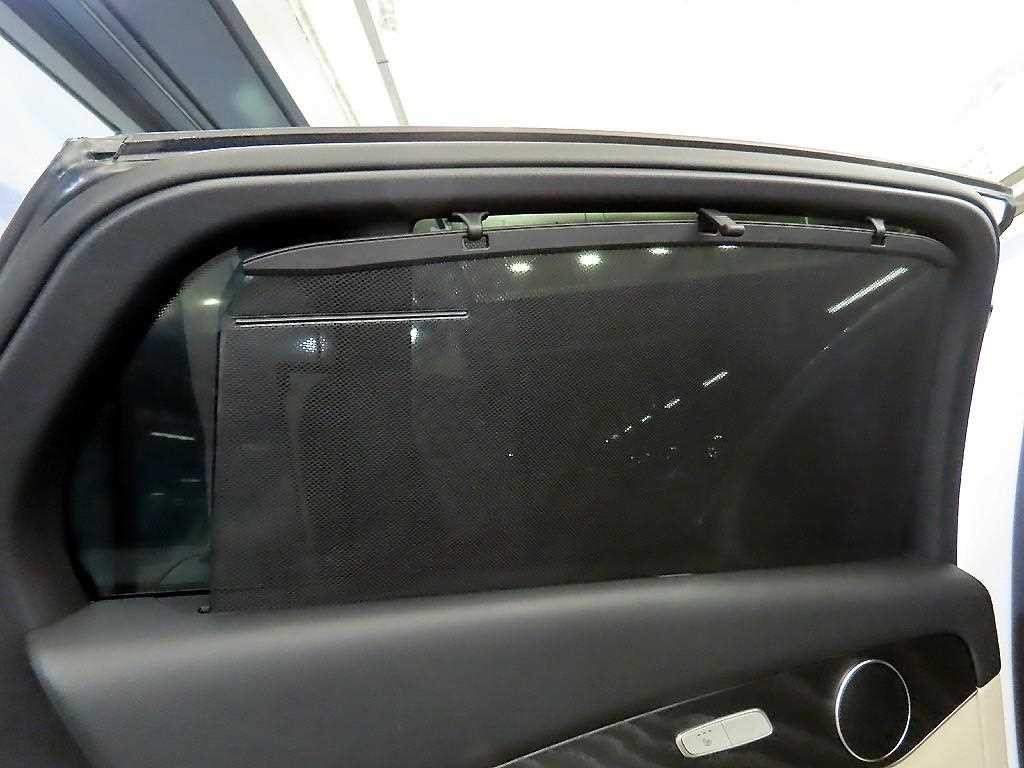 벤츠 GLC 클래스 GLC클래스 X253 GLC 300 4MATIC 쿠페 이미지 14