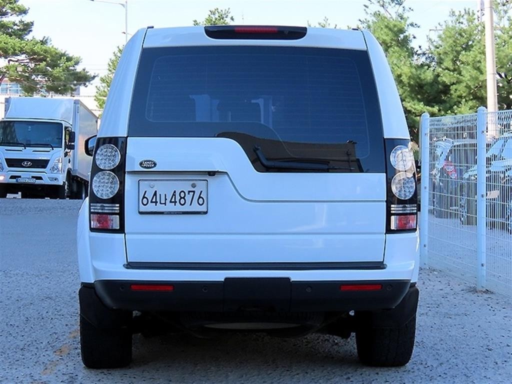 랜드로버 디스커버리 디스커버리4 3.0 SDV6 HSE 이미지 4