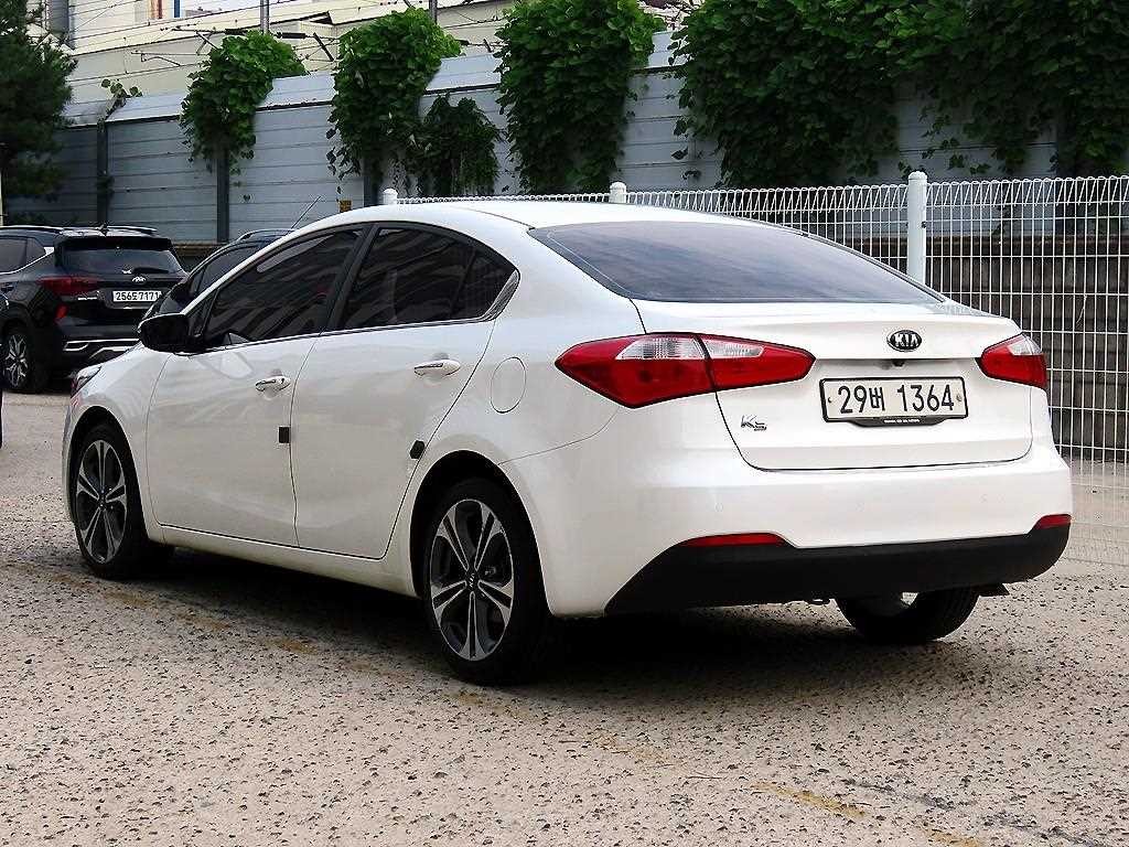 기아 K3 1.6 GDI 트렌디 이미지 3