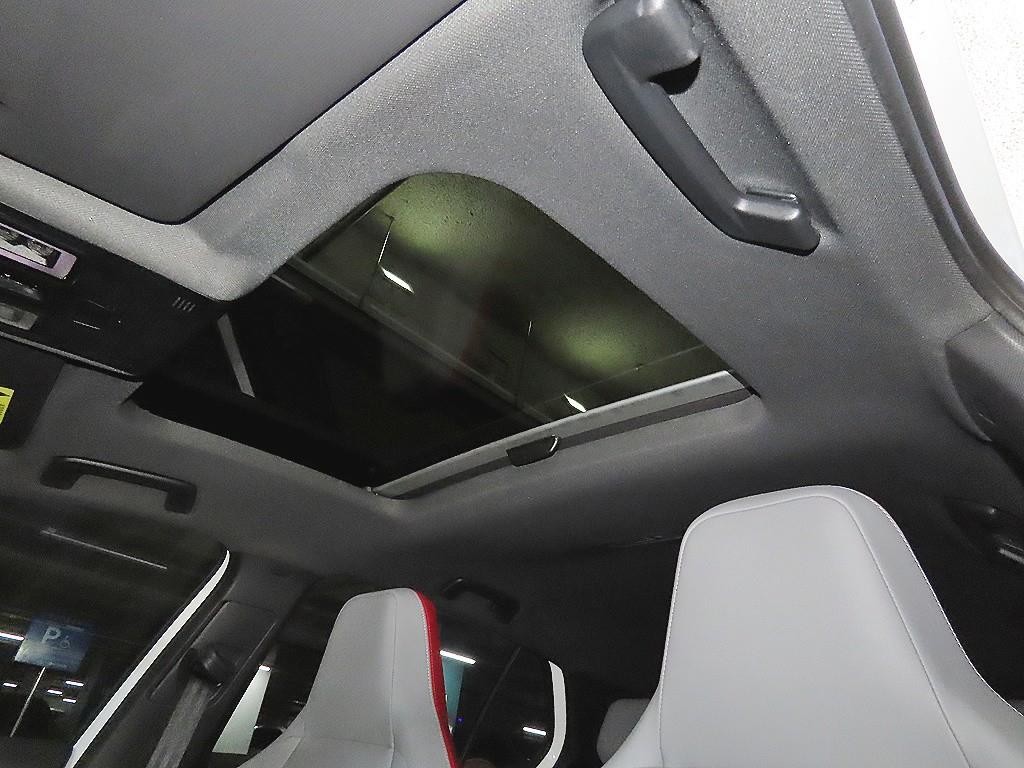 폭스바겐 골프 골프 8세대 2.0 GTI 이미지 16