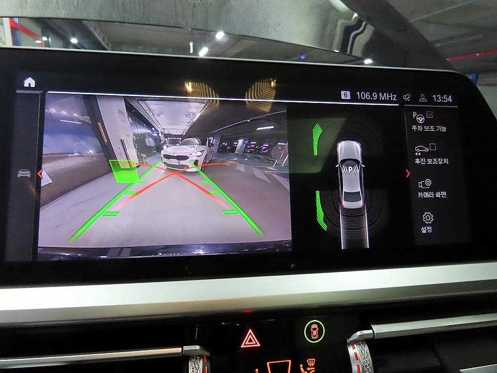 BMW 3시리즈 3시리즈 (G20) 320i M 스포츠 이미지 16