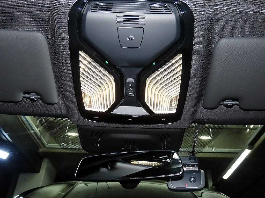 BMW 3시리즈 3시리즈 (G20) 320i M 스포츠 이미지 17