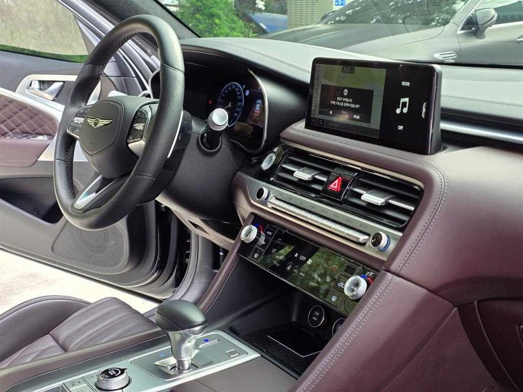 제네시스 G70 더 뉴 G70 슈팅브레이크 가솔린 2.5T 2WD 이미지 14