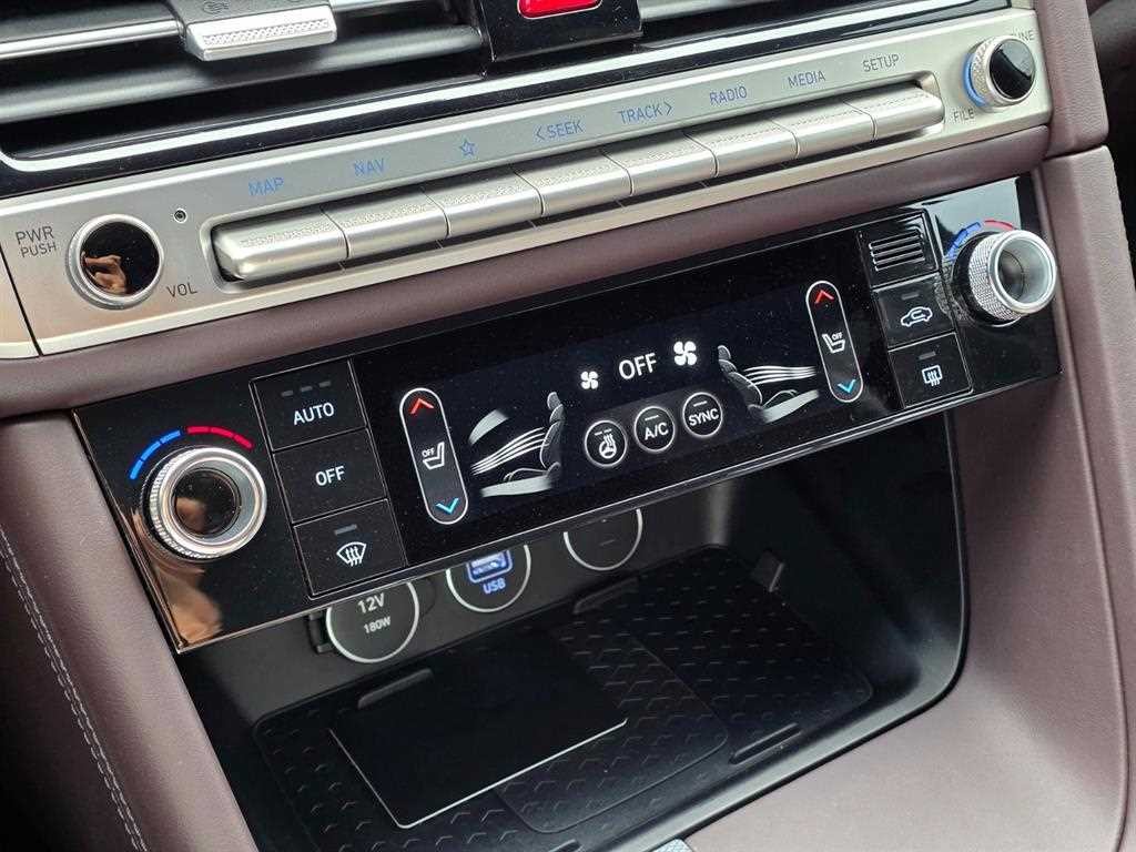 제네시스 G70 더 뉴 G70 슈팅브레이크 가솔린 2.5T 2WD 이미지 17