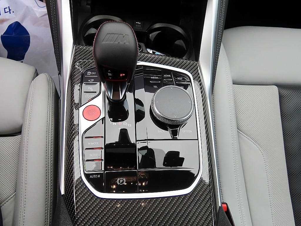 BMW 3시리즈 M3 6세대 컴패티션 M xDrive 이미지 11