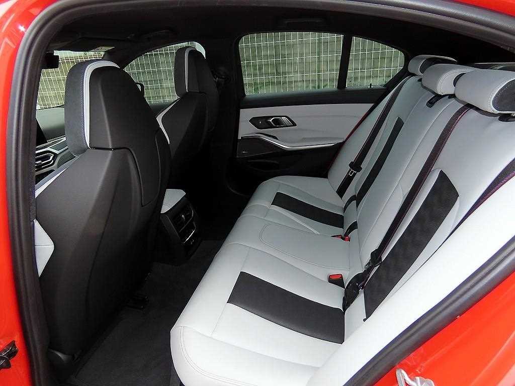 BMW 3시리즈 M3 6세대 컴패티션 M xDrive 이미지 6