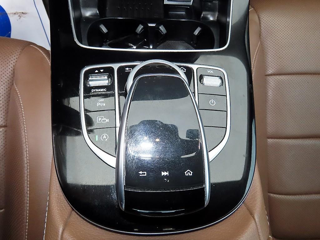 벤츠 E 클래스 E-클래스 W213 E300 4MATIC AMG LINE 이미지 14