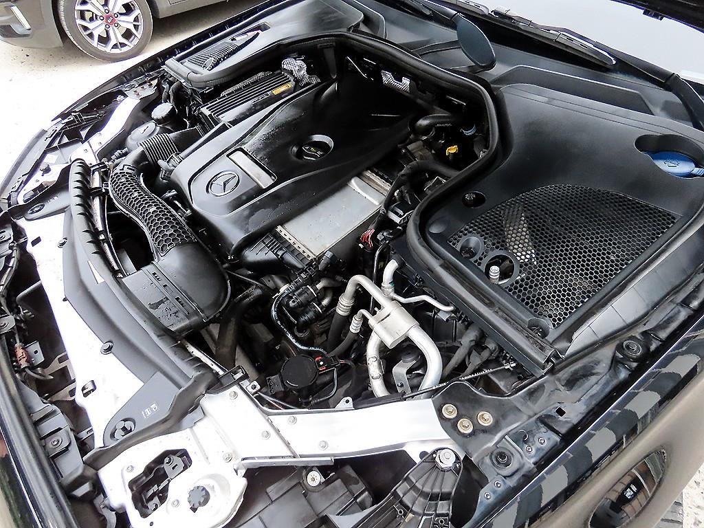 벤츠 E 클래스 E-클래스 W213 E300 4MATIC AMG LINE 이미지 19