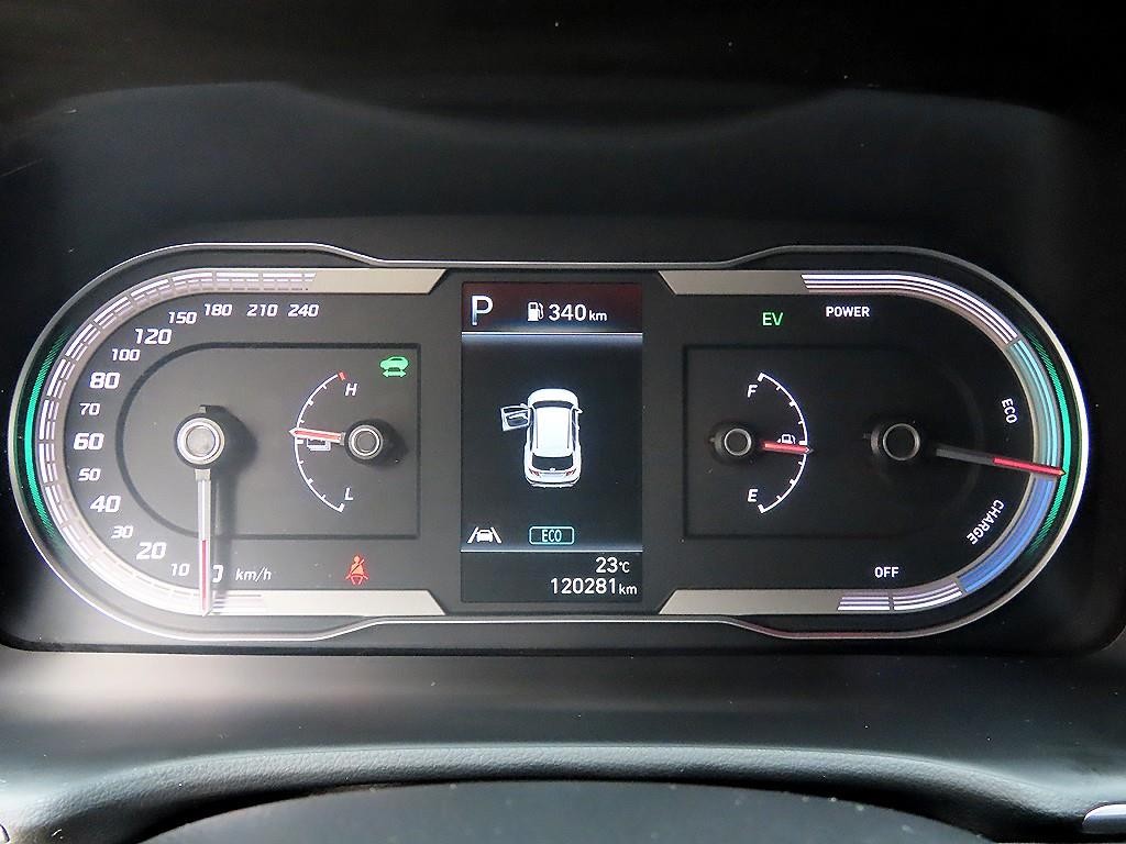 현대 투싼 투싼 하이브리드(NX4) 2WD 프리미엄 이미지 9