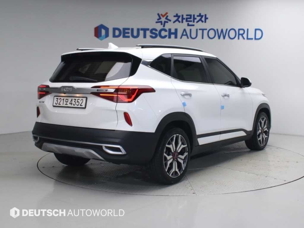 기아 셀토스 가솔린 1.6 터보 2WD 시그니처 이미지 2