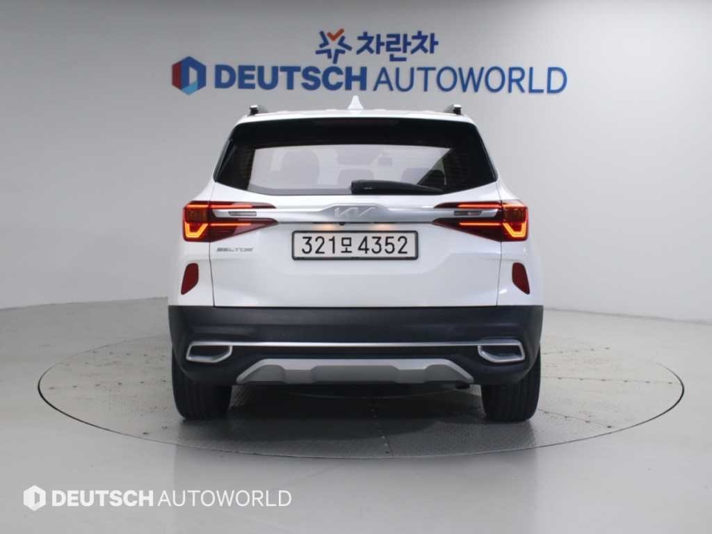 기아 셀토스 가솔린 1.6 터보 2WD 시그니처 이미지 4