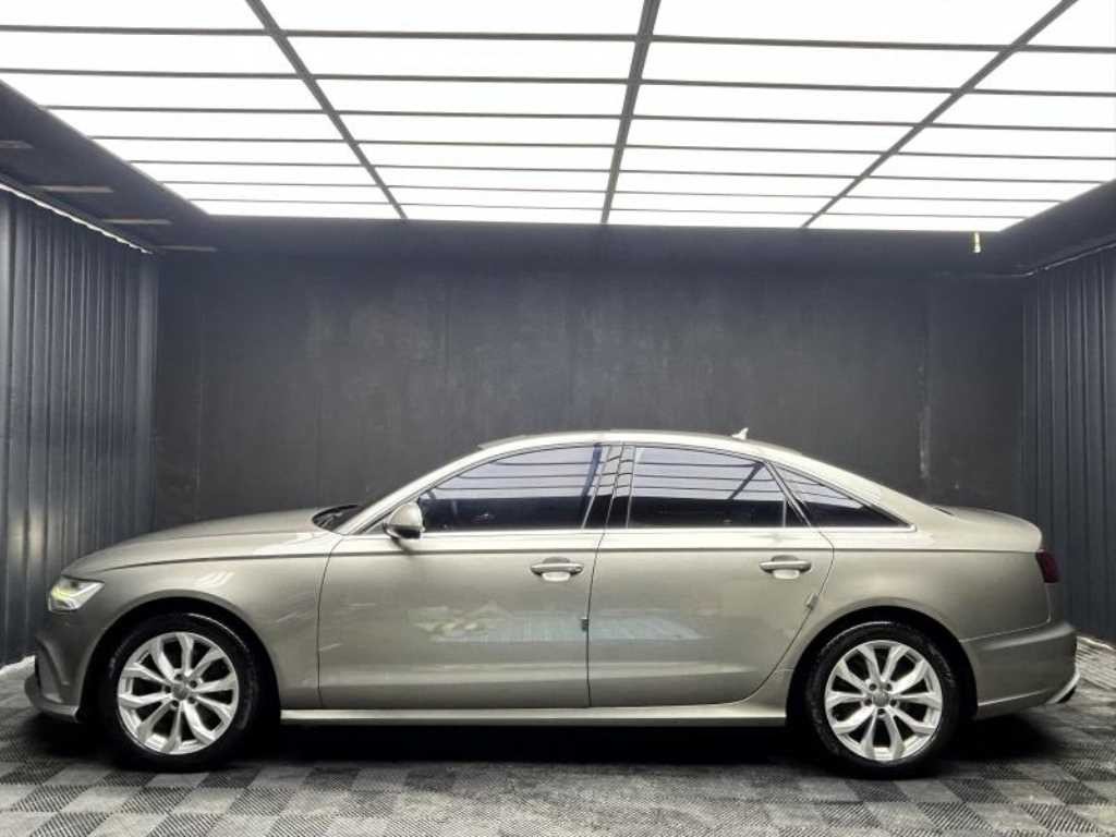 아우디 A6 뉴A6 35 TDI 프리미엄 이미지 2