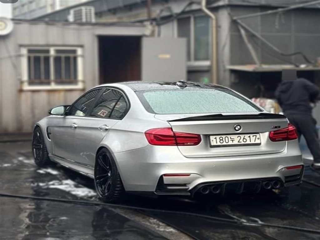 BMW 3시리즈 M3 (F80, E90) M3 M 퍼포먼스 사일런스 에디션 이미지 3