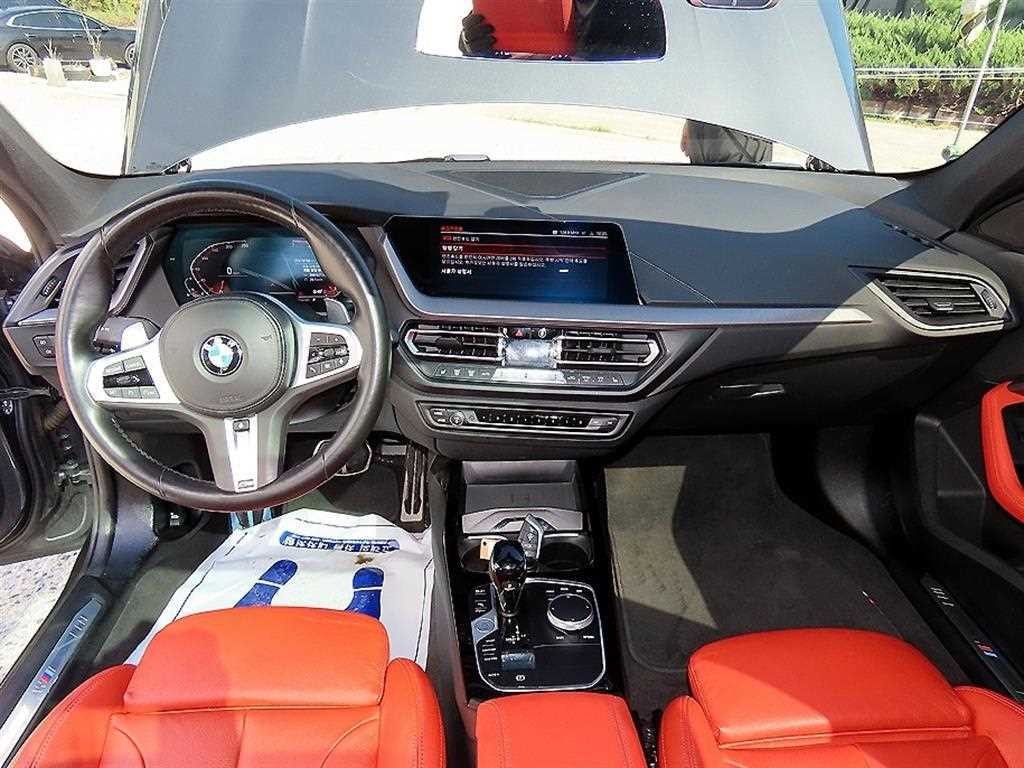 BMW 1시리즈 1시리즈 (F40) 120i M 스포츠 이미지 7