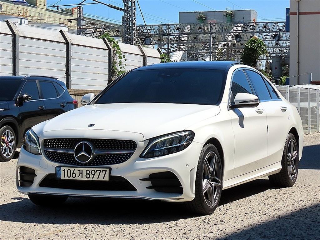 벤츠 C 클래스 C클래스 W205 C200 AMG LINE 이미지 2