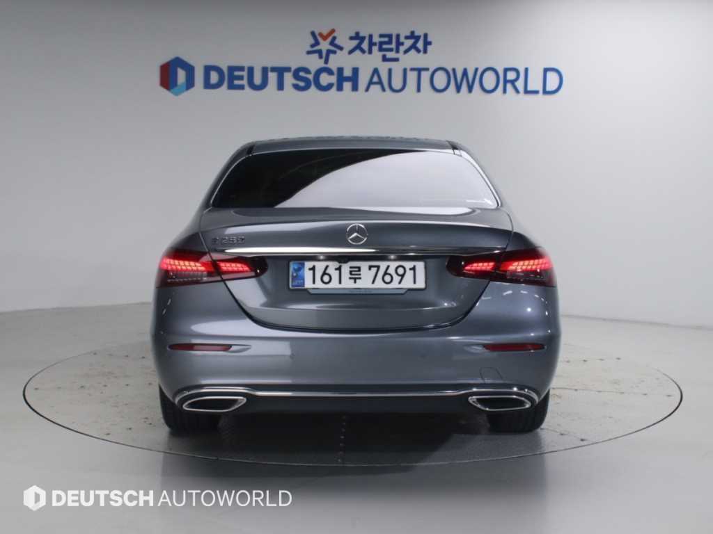 벤츠 E 클래스 E-클래스 W213 E250 익스클루시브 이미지 4