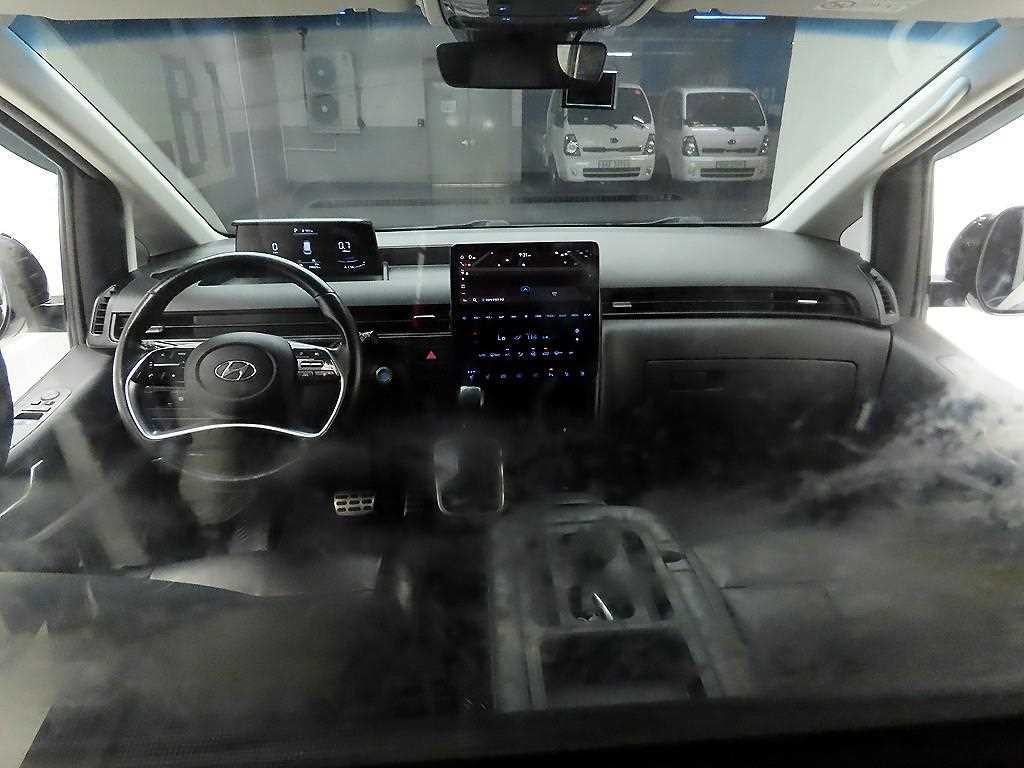 현대 스타리아 2WD 디젤 카고 모던 3인승 이미지 8
