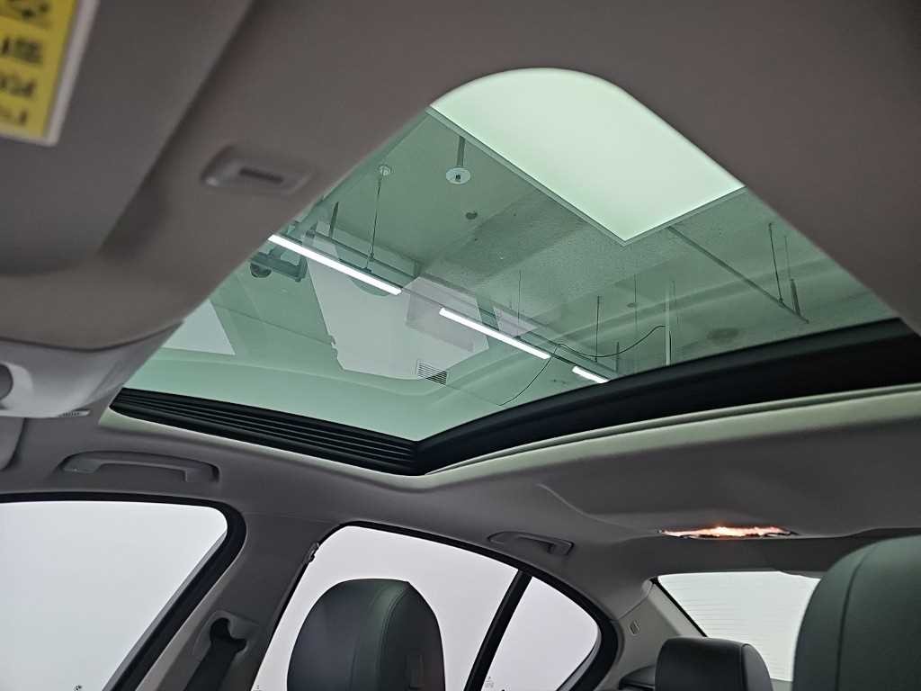 BMW 5시리즈 5시리즈 (F10) 520d xDrive M 에어로다이나믹 프로 이미지 14