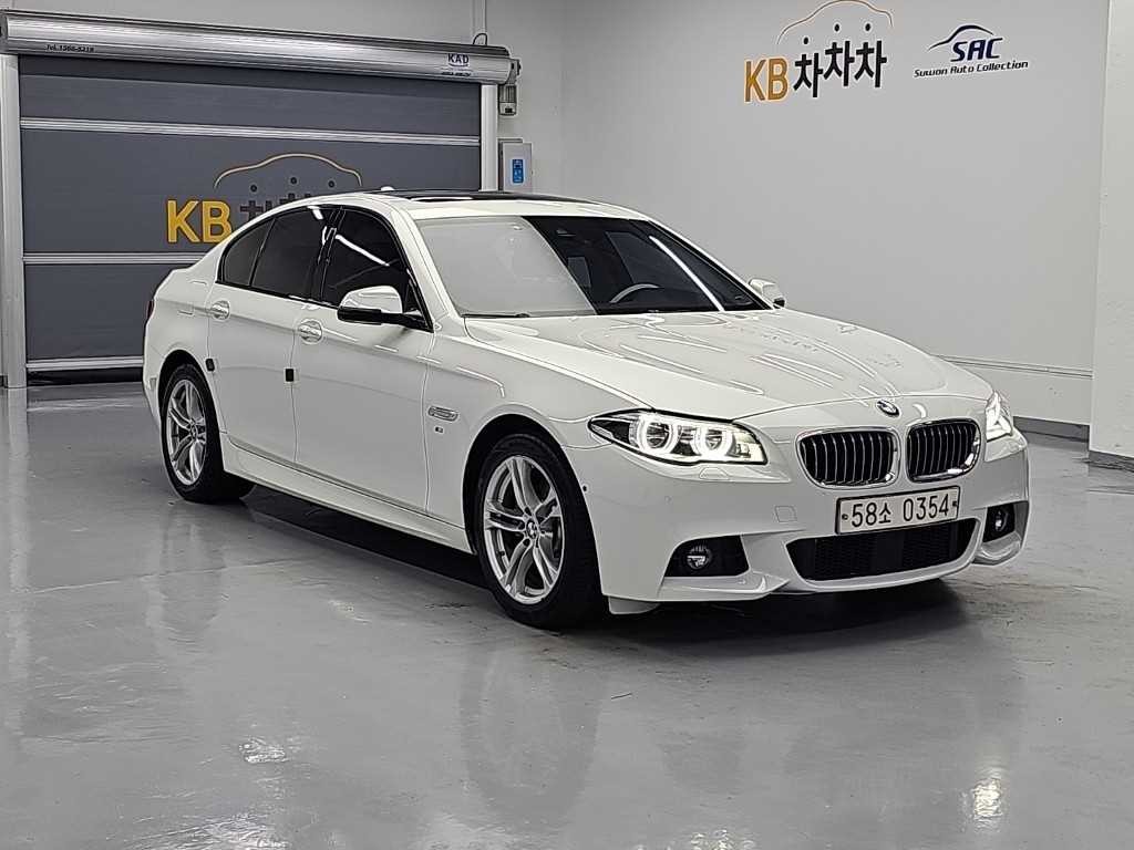 BMW 5시리즈 5시리즈 (F10) 520d xDrive M 에어로다이나믹 프로 이미지 4