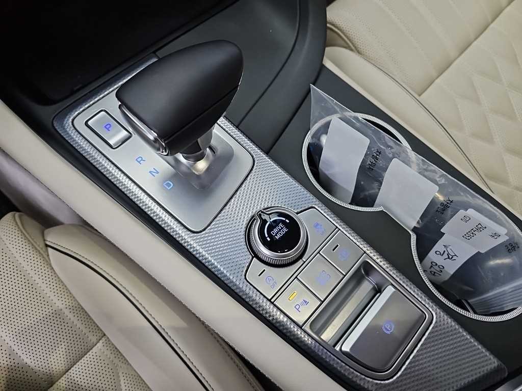 제네시스 G70 더 뉴 G70 가솔린 2.0T 2WD 기본형 이미지 8