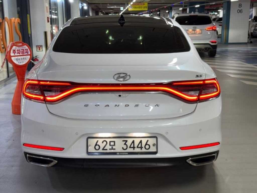 현대 그랜저 그랜저 IG 3.3 GDI 셀러브리티 이미지 6
