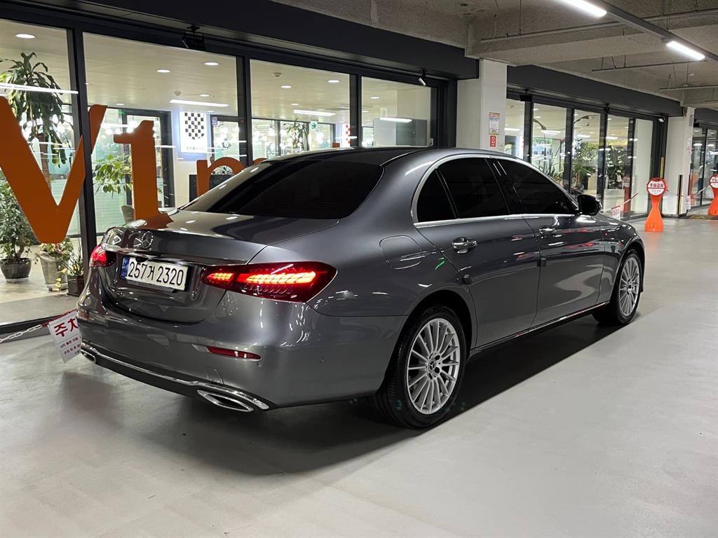벤츠 E 클래스 E-클래스 W213 E250 익스클루시브 이미지 4
