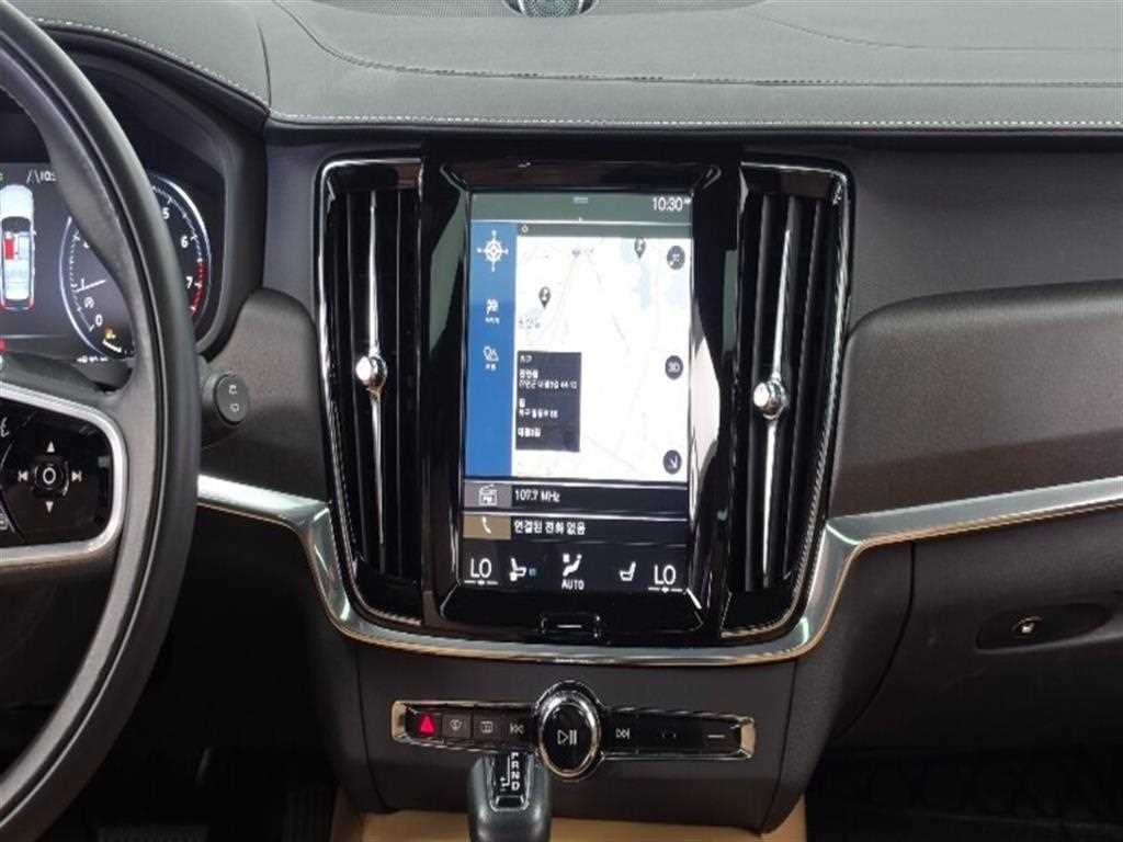 볼보 V90 V90 크로스컨트리 T5 프로 AWD 이미지 14