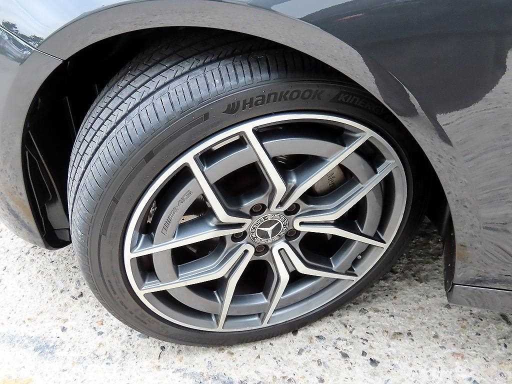 벤츠 E 클래스 E-클래스 W213 E220d 4MATIC AMG라인 이미지 20