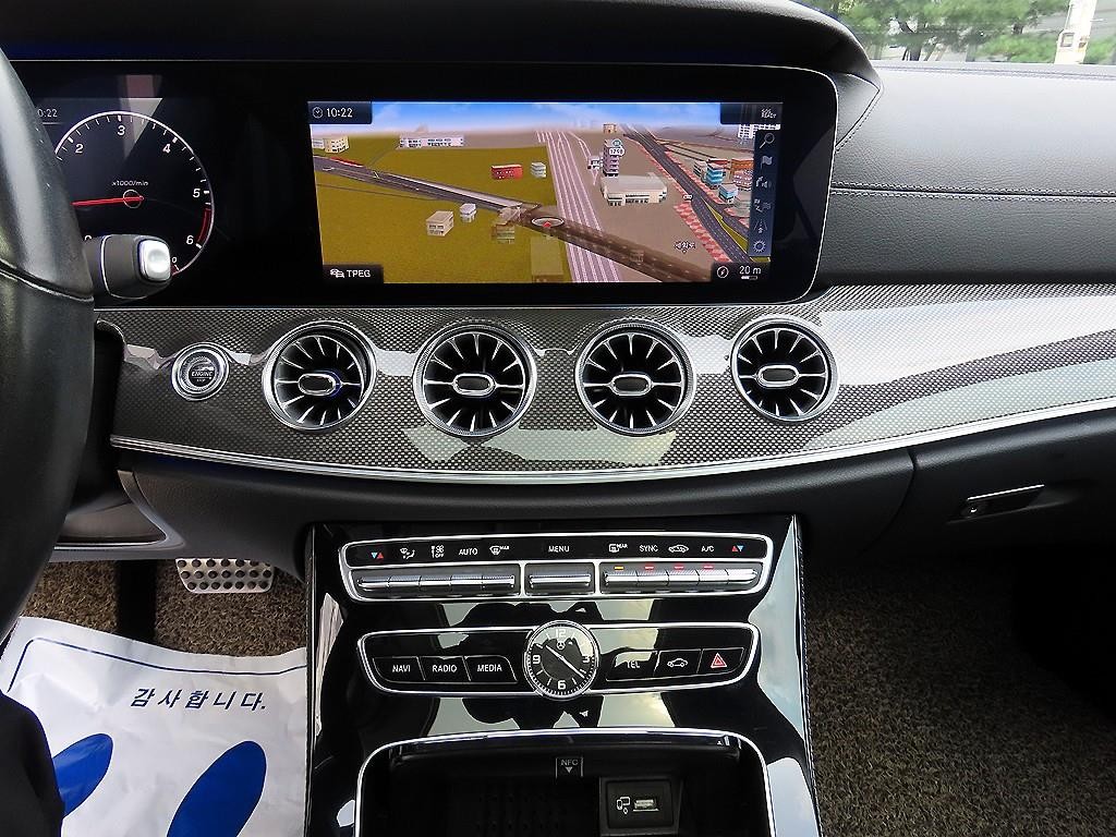 벤츠 CLS 클래스 CLS클래스 C257 CLS 300d AMG Line 이미지 14