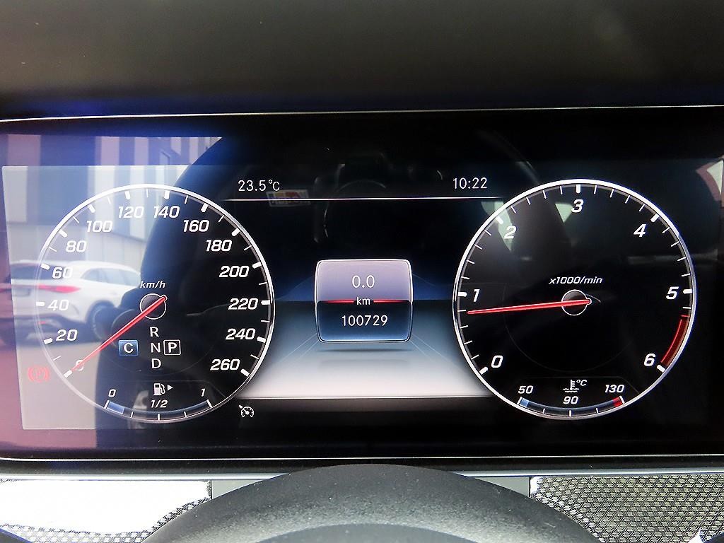 벤츠 CLS 클래스 CLS클래스 C257 CLS 300d AMG Line 이미지 9