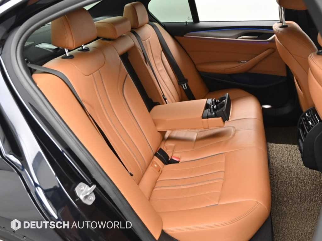 BMW 5시리즈 5시리즈 (G30) 530i xDrive M 스포츠 이미지 12