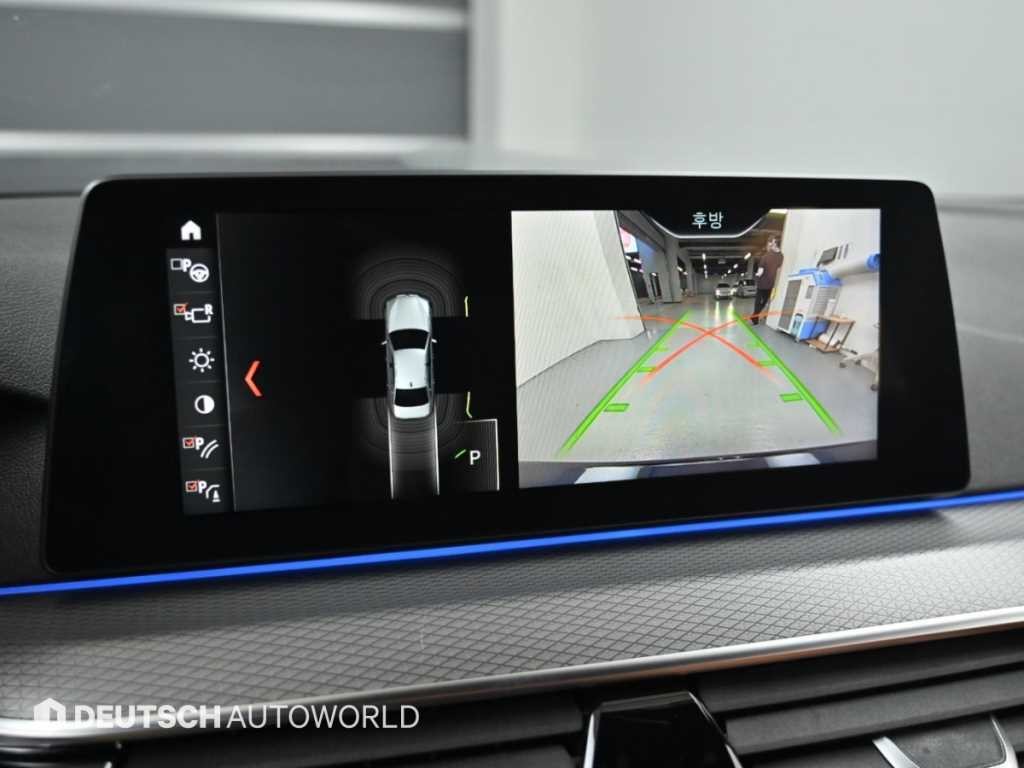 BMW 5시리즈 5시리즈 (G30) 530i xDrive M 스포츠 이미지 15